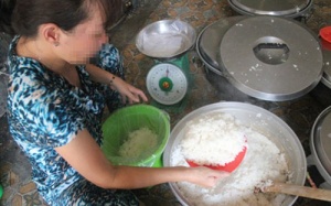 Làm cơm trắng nở gấp đôi bằng bột hóa chất