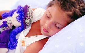 Ngủ đủ giấc, đúng giờ có lợi cho trỉ não