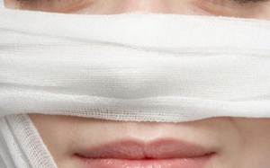 Làm đẹp thành... làm xấu