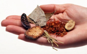 Ngộ độc thuốc nam: Hết chì lại đến asen