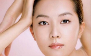 Phong cách Hàn Quốc cho mặt tròn dễ thương