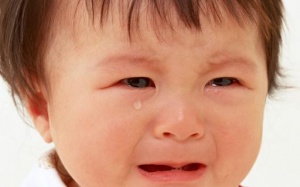 Làm gì khi trẻ bị chấn thương đầu?