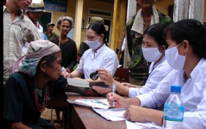 Người bệnh mất lòng tin tuyến dưới