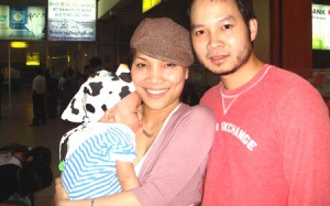 Ca sĩ Hồng Ngọc chết khiếp khi ăn phải mỳ cao su