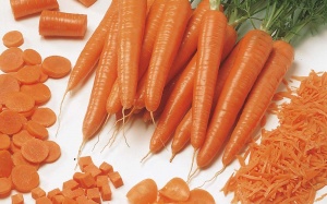 Nhập viện vì... cà rốt