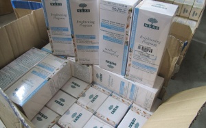 Thu giữ nhiều mỹ phẩm hết hạn, không có nhãn phụ