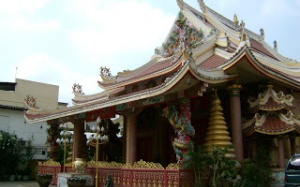 Chiêm bái chùa Việt trên đất Thái