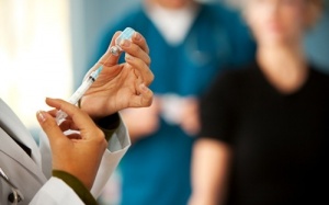 Chưa có phản ứng nặng sau tiêm ngừa ung thư cổ tử cung