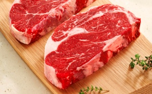 Phân biệt thịt bò bị bơm nước