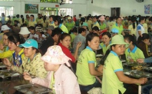 TP HCM: Gần 1/3 công nhân các KCN-KCX suy dinh dưỡng