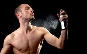 Cảnh giác với thuốc xịt khử mùi