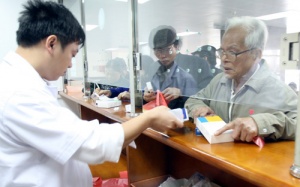 Nhà thuốc BV Việt Đức nhập giá cao gấp 3 lần giá kê khai