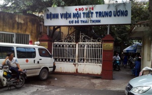 Bê bối ở Bệnh viện Nội tiết TƯ: Tiền tỷ 'chạy' đi đâu?