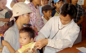 Kiểm tra hàng loạt cơ sở tiêm chủng ở Quảng Nam