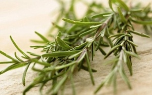 Chữa bệnh thường gặp bằng những thực phẩm có sẵn trong nhà