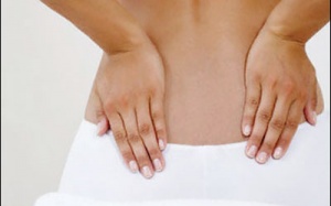 Những thói quen gây tổn thương cột sống