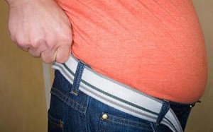 Thắt lưng chặt dễ gây ung thư... họng