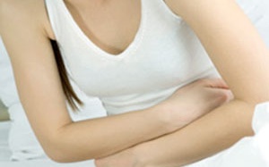 Đau bụng ở phụ nữ - có nguy hiểm không?