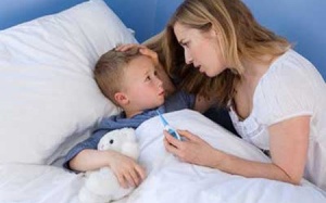 Tránh viêm phổi tái phát ở trẻ: Đừng bắt con học khuya