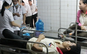 Bình Dương: Lại hàng trăm công nhân nhập viện vì ngộ độc