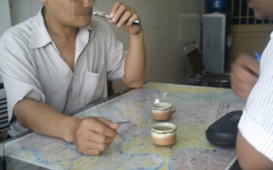 Thuốc lá điện tử: Bỏ thuốc thật - nghiện thuốc 'giả'