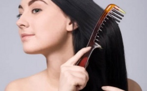 Chống rụng tóc: Nên dùng sản phẩm chuyên biệt