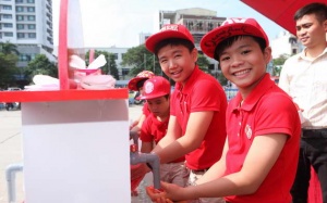 Hơn 2000 học sinh dự ngày hội rửa tay xà phòng