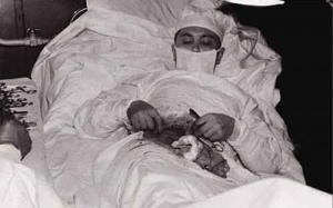 Những ca phẫu thuật 'khó tin' trong lịch sử