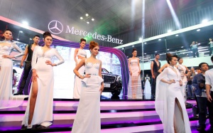 Khai mạc Triển lãm Ô tô Việt Nam 2013