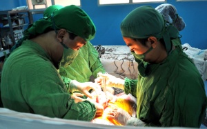 Khổ vì 'mập mờ' giới tính