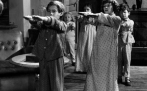 Làm gì khi trẻ mộng du?