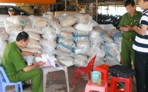 Thị trường sữa: Giá lên, chất lượng xuống