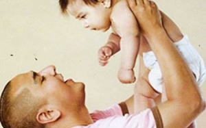 Trẻ có thể bị động kinh do bị rung lắc