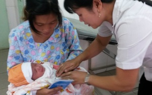 Đã có 53 tỉnh, thành tiêm lại vắc xin '5 trong 1'