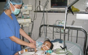 Hỗ trợ phẫu thuật cho trẻ em nghèo bị bệnh tim bẩm sinh