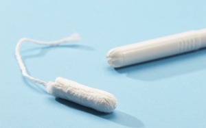 Cẩn thận khi dùng băng vệ sinh dạng ống