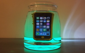 Otterbox ra mắt dòng case chống thấm mới cho smartphone