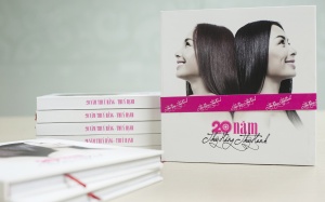 Ra mắt sách ảnh “20 năm Thúy Hằng - Thúy Hạnh”