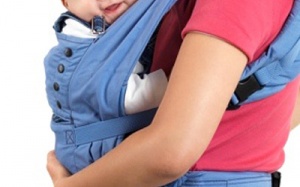 Những lưu ý để sử dụng địu an toàn cho trẻ