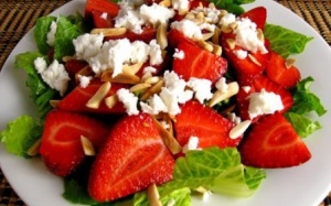 Bữa ăn phụ - Không nên tạo thành thói quen