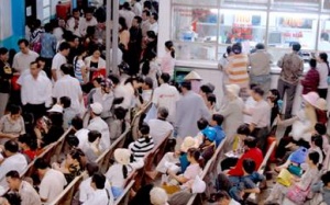 Chất lượng dịch vụ bệnh viện công không tăng dù đã được bù lỗ