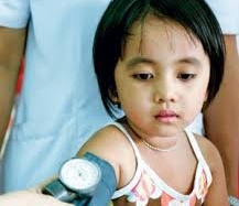 Thiếu ngủ có thể làm trẻ tăng huyết áp
