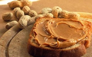 Phụ nữ mang thai không cần phải kiêng ăn đậu phộng