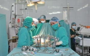 Phẫu thuật thành công cho bé 2 tháng tuổi bị bệnh tim phức tạp