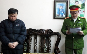 Bắt giam giám đốc Trung tâm cứu trợ trẻ em