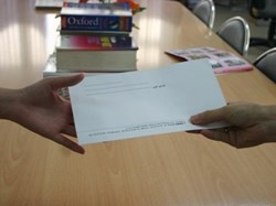 Bác sĩ nhận phong bì sẽ bị phạt từ 20-30 triệu đồng