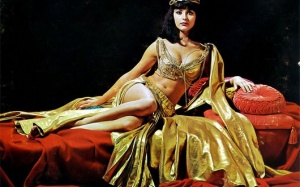 Ai là người đầu tiên “chế tác” đồ chơi tình dục?