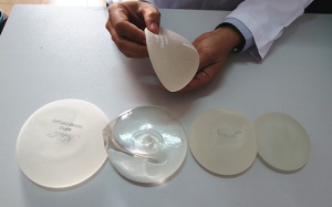 Tư vấn phẫu thuật thẩm mỹ: Túi ngực phải hợp với vóc dáng