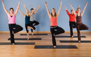 Yoga giúp giảm đau khớp