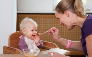 Lợi khuẩn giúp giảm táo bón, trào ngược cho bé